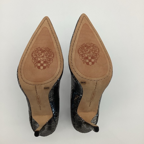 1930. Vince Camuto Silver & Black Pump NWOT Size 8.5 - Picture 11 of 13